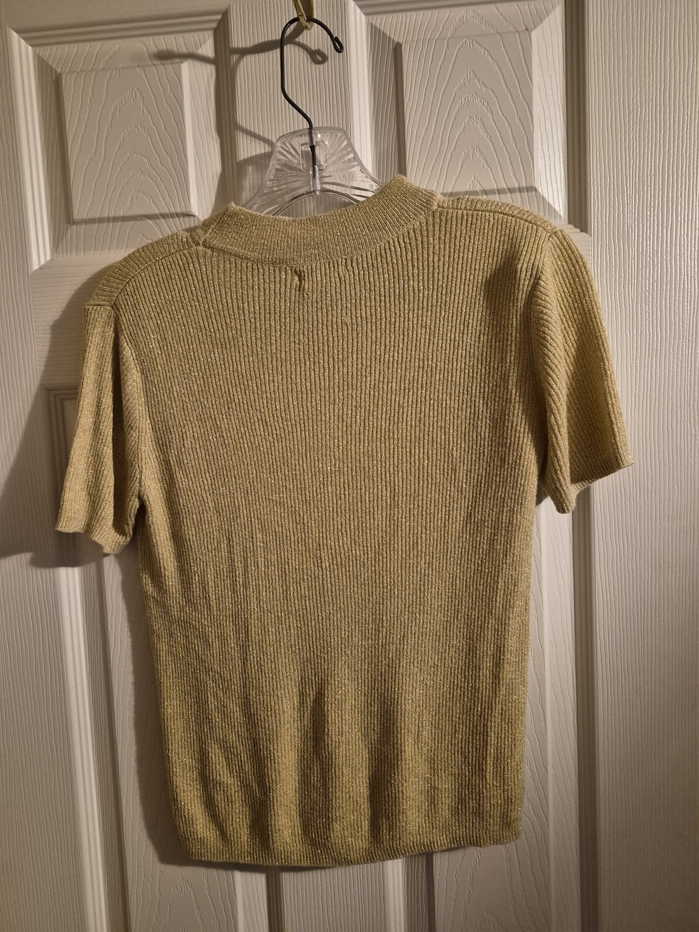 Short-Sleeve Ribbed Top in Pale Yellow - Picture 2 of 3